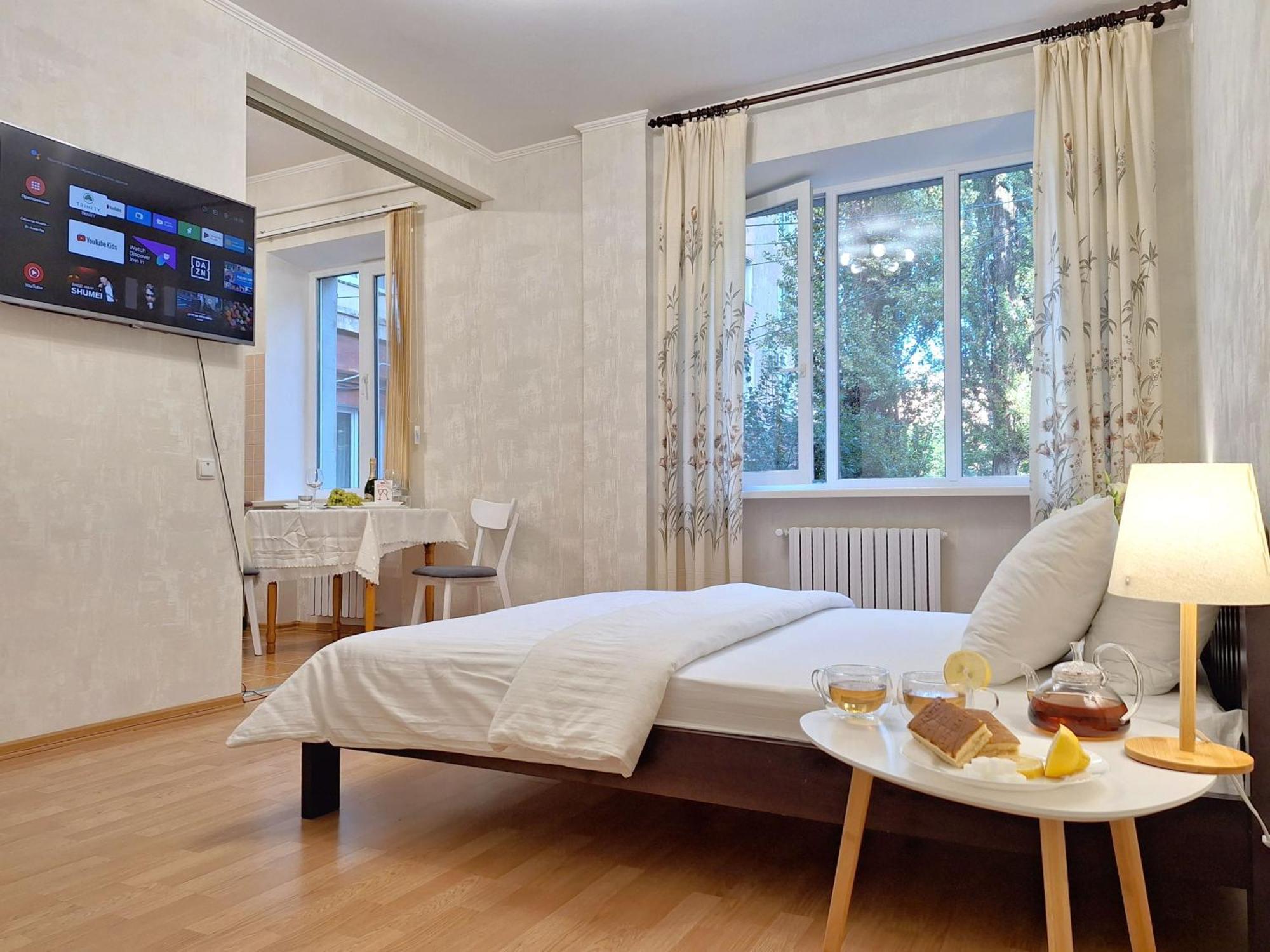 Однокімна Квартира Біля Каштанової Алеї У Центрі Полтави Мережа Alexapartments Документи Для Відряджень Безконтатне Заселення 24-7 Полтава Экстерьер фото